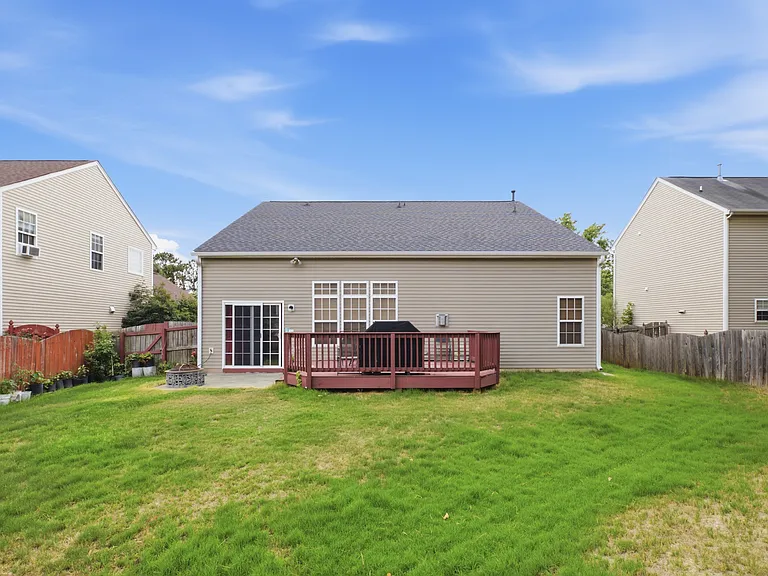 406 Treybrooke Dr — Photo 5
