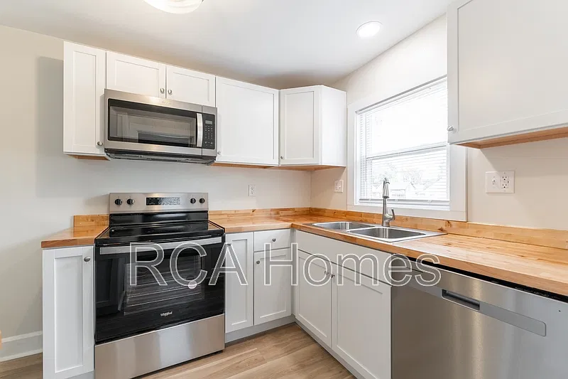 3 bed, 2.0 bath, 1200 sqft, $1,550 — Photo 3