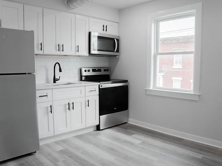 2800 Poplar St #2R — Photo 2