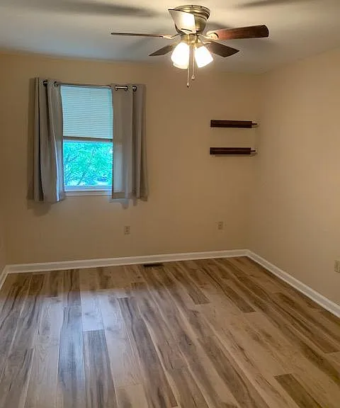 99 Lee Ann Ct — Photo 12