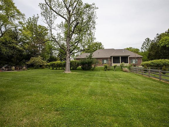 5th image of 10390A Birkemeyer Dr