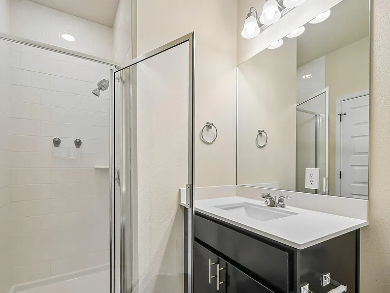 9813 Eloquence Dr — Photo 29