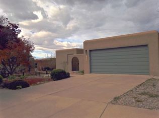2909 Corte Del Pozo, Santa Fe, NM 87505