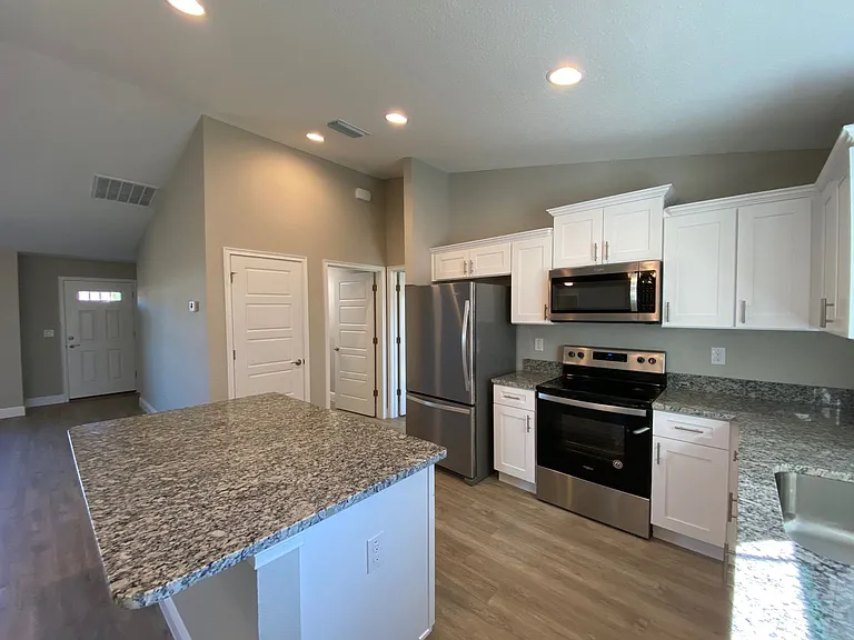 28 Juniper Dr — Photo 11