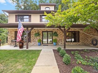 107 W Brittany Ln, O'Fallon, IL 62269