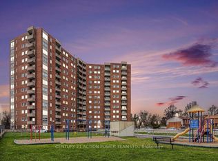 915 Elmsmere Rd #314, Ottawa, ON K1J8H8