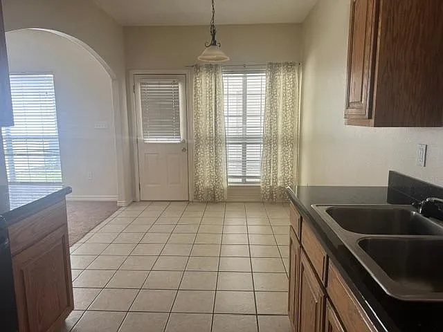 21 Stephens Ln — Photo 10