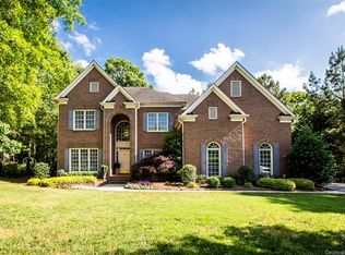 12701 Overlook Mountain Dr, Charlotte, NC 28216