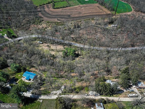 2nd image of Neill Run Rd
