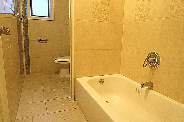 Rented by Level Group | media 14