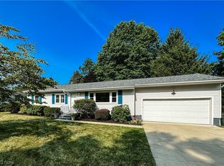 205 Alta Dr, Munroe Falls, OH 44262