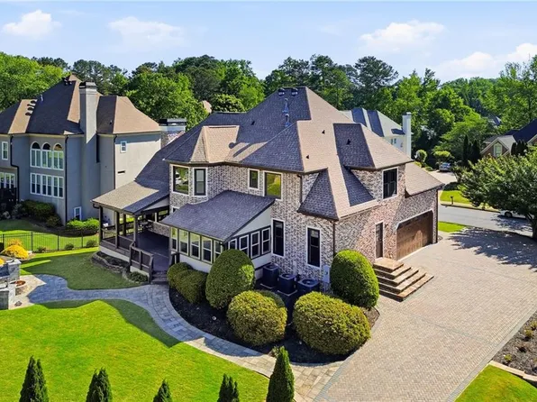 1105 Dapplefawn Ct, Alpharetta, GA 30005