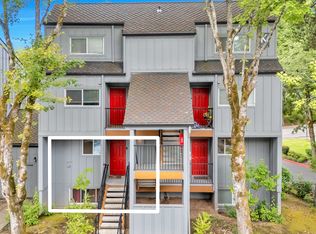 4 Touchstone Ct APT 62, Lake Oswego, OR 97035