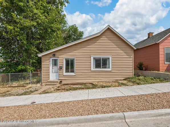 232 E 1st St, Rifle, CO 81650