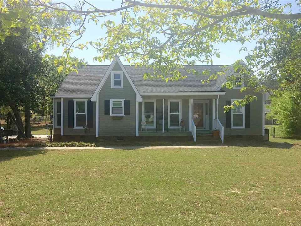 1st image of 1009 Huntington Dr