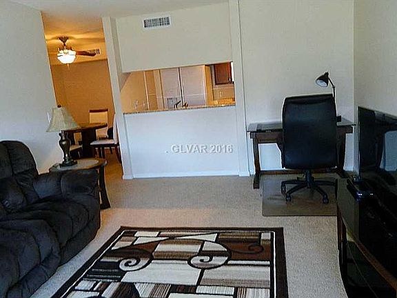 3rd image of 723 Oakmont Ave Unit 3406