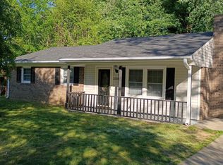2230 Buckingham Ct, Burlington, NC 27217