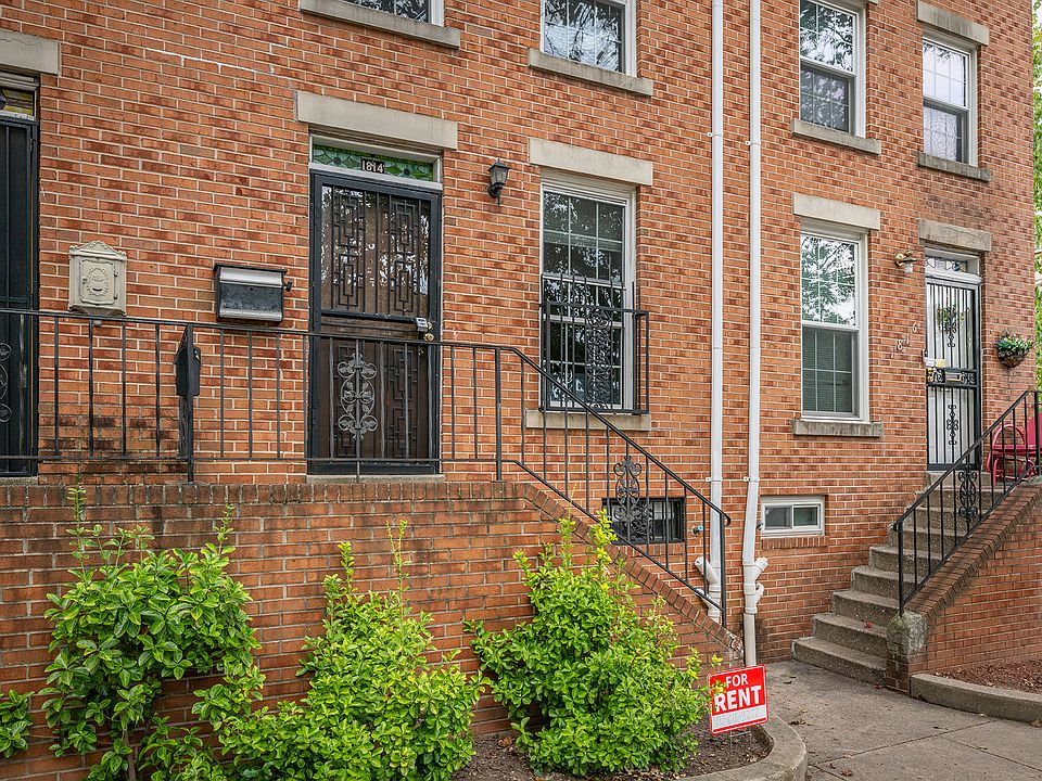 1st image of 1814 E Fairmount Ave