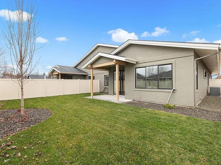 2318 E Ringneck St — Photo 56