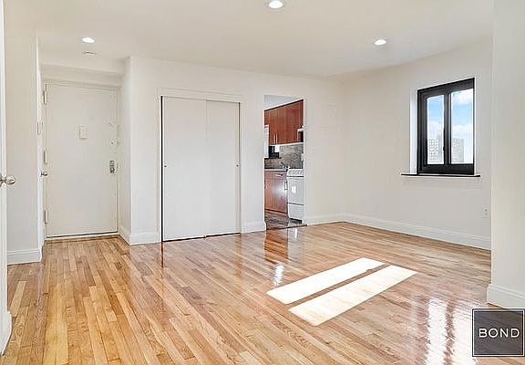 3rd image of 382 3rd Ave Ph A