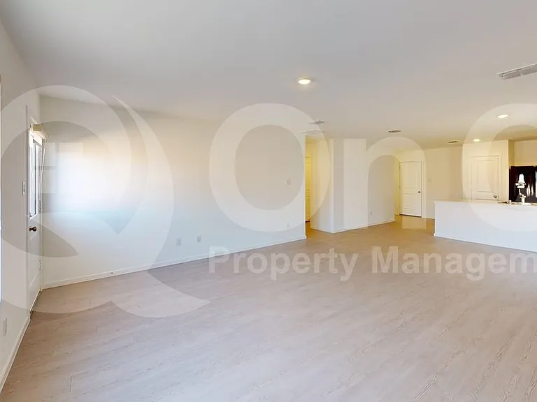 14085 Ladbroke St — Photo 6