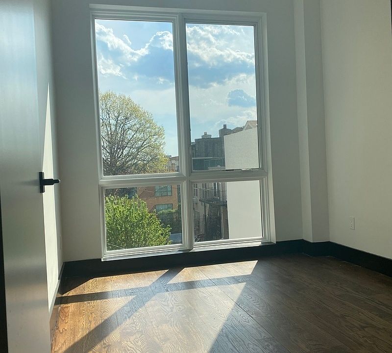 1st image of 304 Stockholm St APT 3R