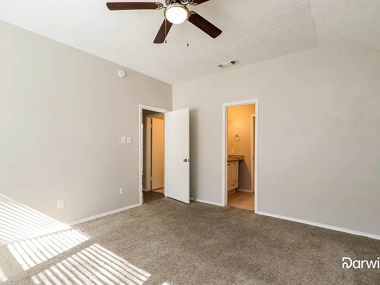 11727 Yearling Dr — Photo 10