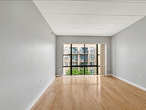 3rd image of 170 Gore St APT 314