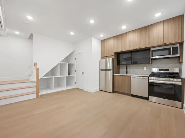 33 Graham Street image 1 of 11