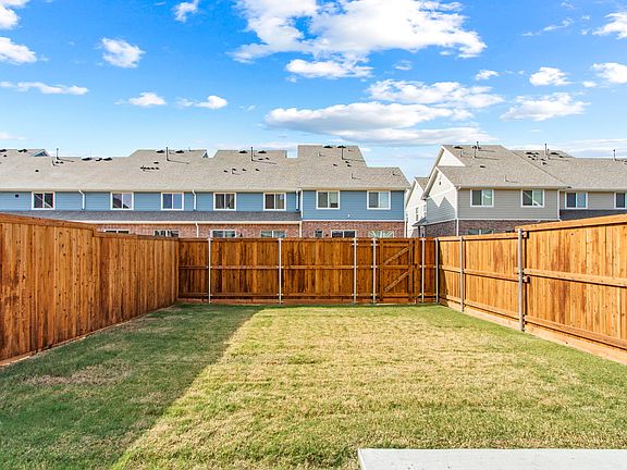 4th image of 710 Prosper Ln