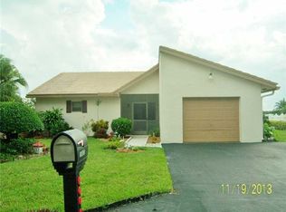 10400 NW 71st Pl, Tamarac, FL 33321