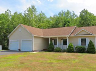 11 Yankee Dr, Windham, ME 04062
