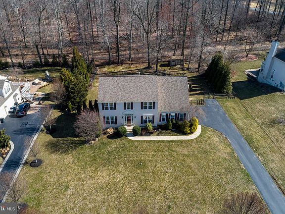 2nd image of 3358 Griggs Dr