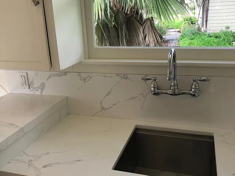 W Aliso St — Photo 8