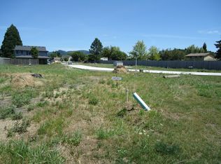 231 S 41st Pl, Springfield, OR 97478