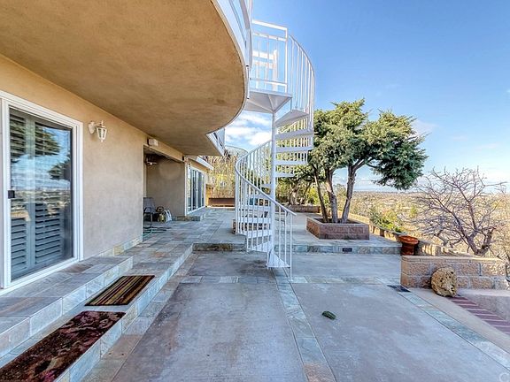 5th image of 4001 Mesa St
