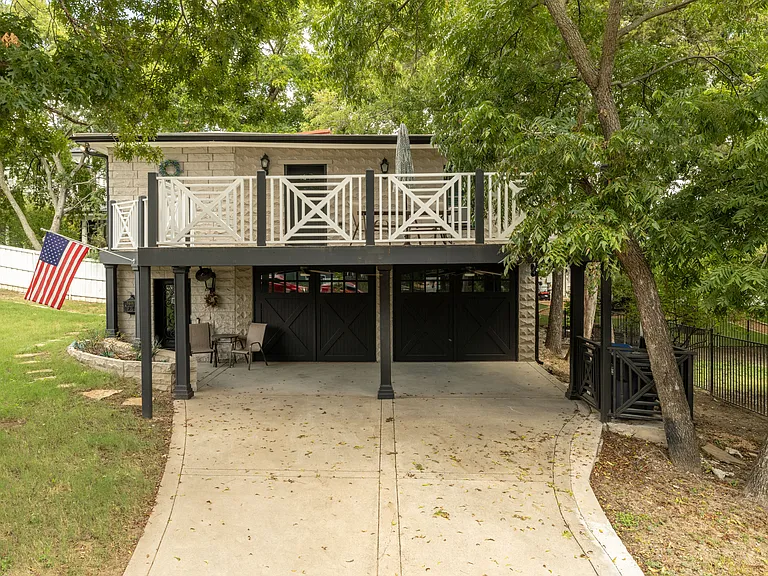 508 W Louisiana St — Photo 36