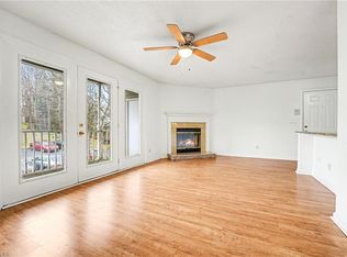 3701 Cotswold Ter Unit 5E, Greensboro, NC 27410