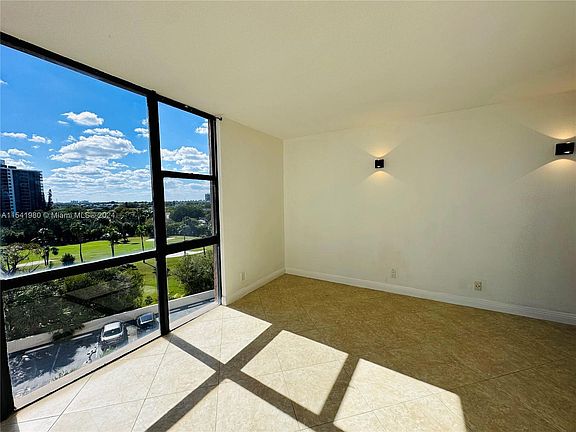 4th image of 20301 W Country Club Dr APT 729
