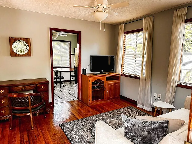 1820 McDowell St — Photo 3