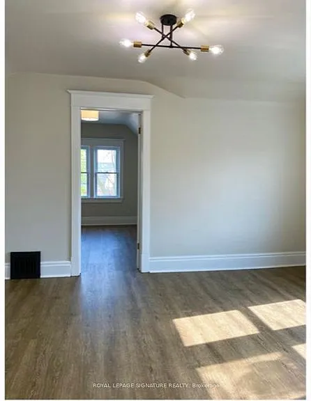 13 Delaware St #UPPER — Photo 2