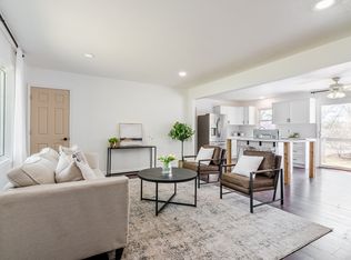 3001 James Ave, Manhattan, KS 66502