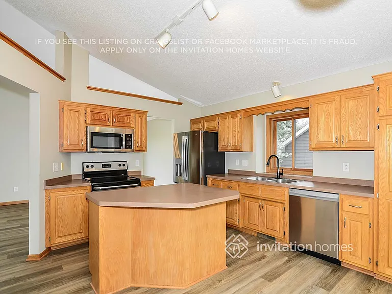713 3rd St SW — Photo 7