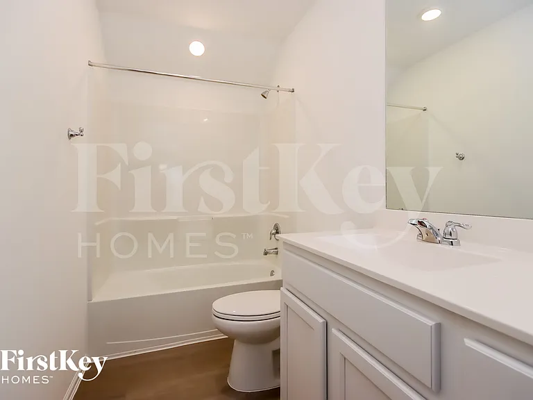 23709 Pagliano Ct — Photo 13