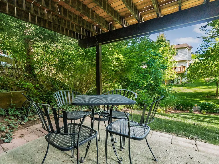 255 Foxtrail Pl — Photo 15