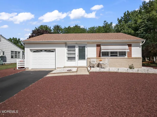 23 Basset Drive, Toms River, NJ 08757