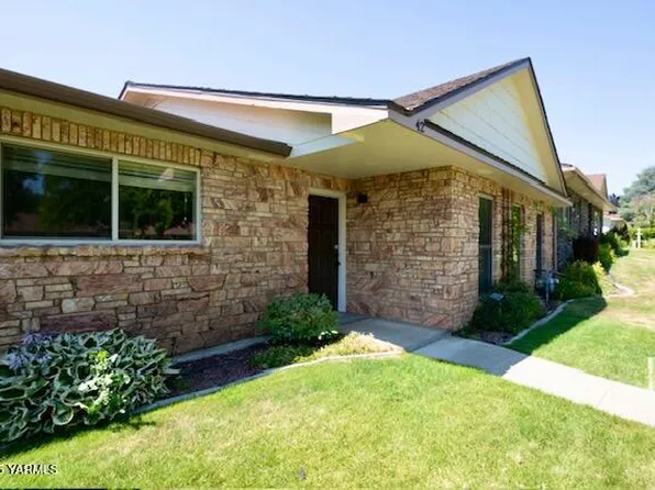 215 N 56th Ave APT 42, Yakima, WA 98908