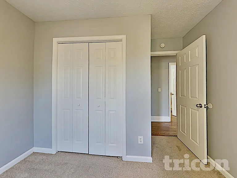 160 Eagle Glen Dr — Photo 27