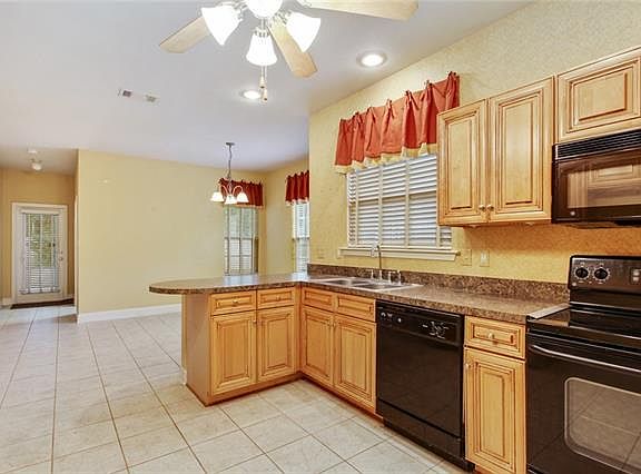 5th image of 2759 Village Ct