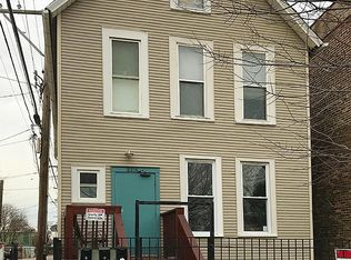 3316 W Wabansia Ave #1, Chicago, IL 60647